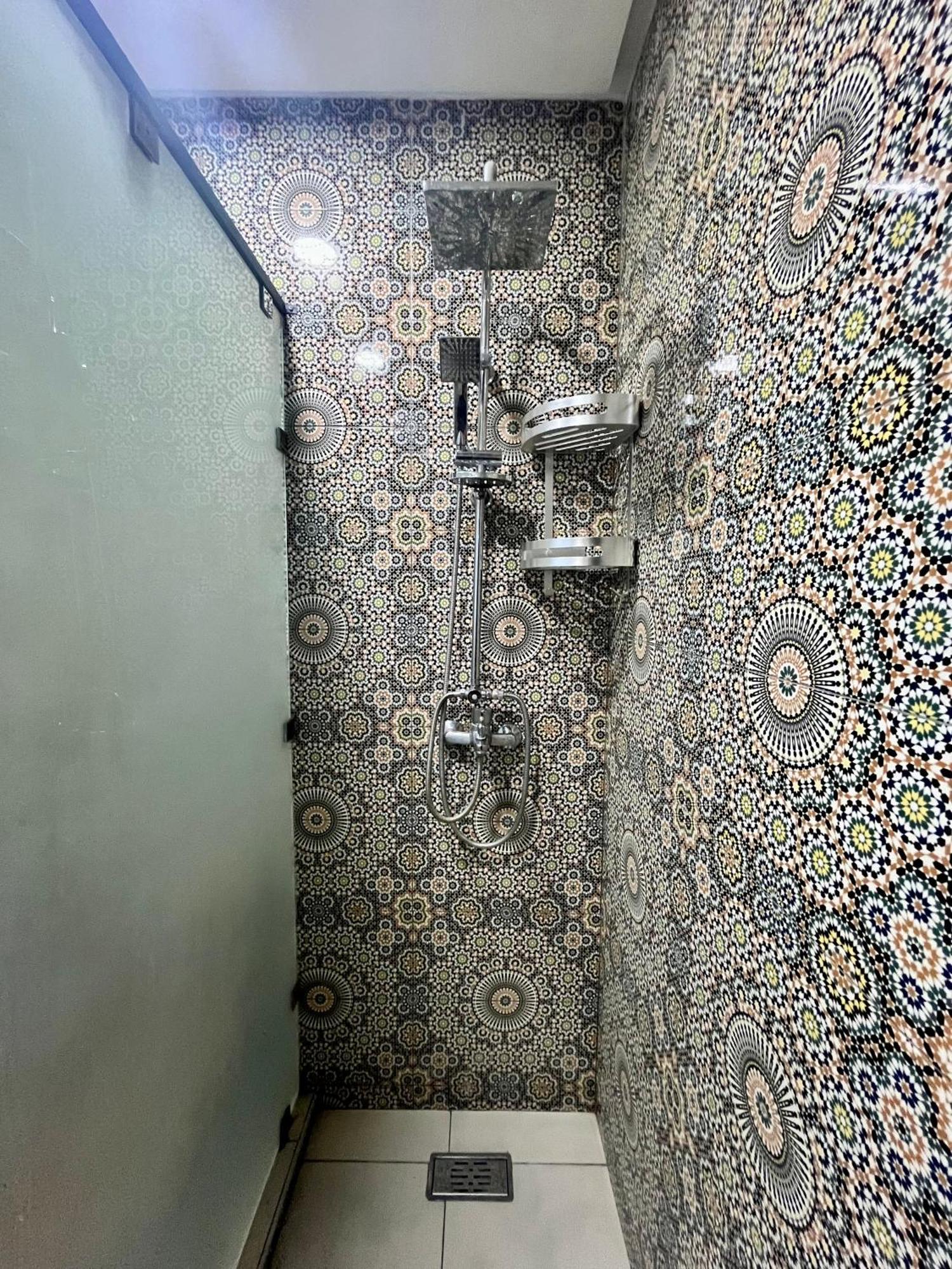 Apartment With Ac, Patio And Rooftop Appartement Climatise Avec Patio Et Toit Terrasse Marrakesh Exterior foto